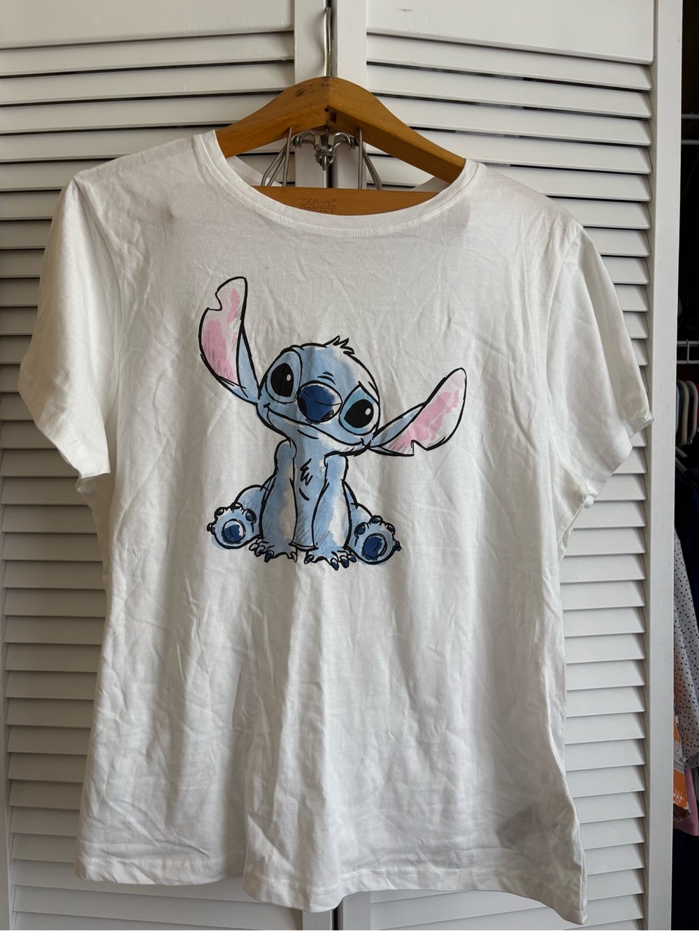 Disney Stitch Pajama Set & Plush Slippers Women’s Lounge Sleepwear Blue Cute - Picture 2 of 5
